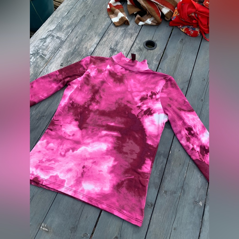 Pink tie dye long sleeve shirt size medium